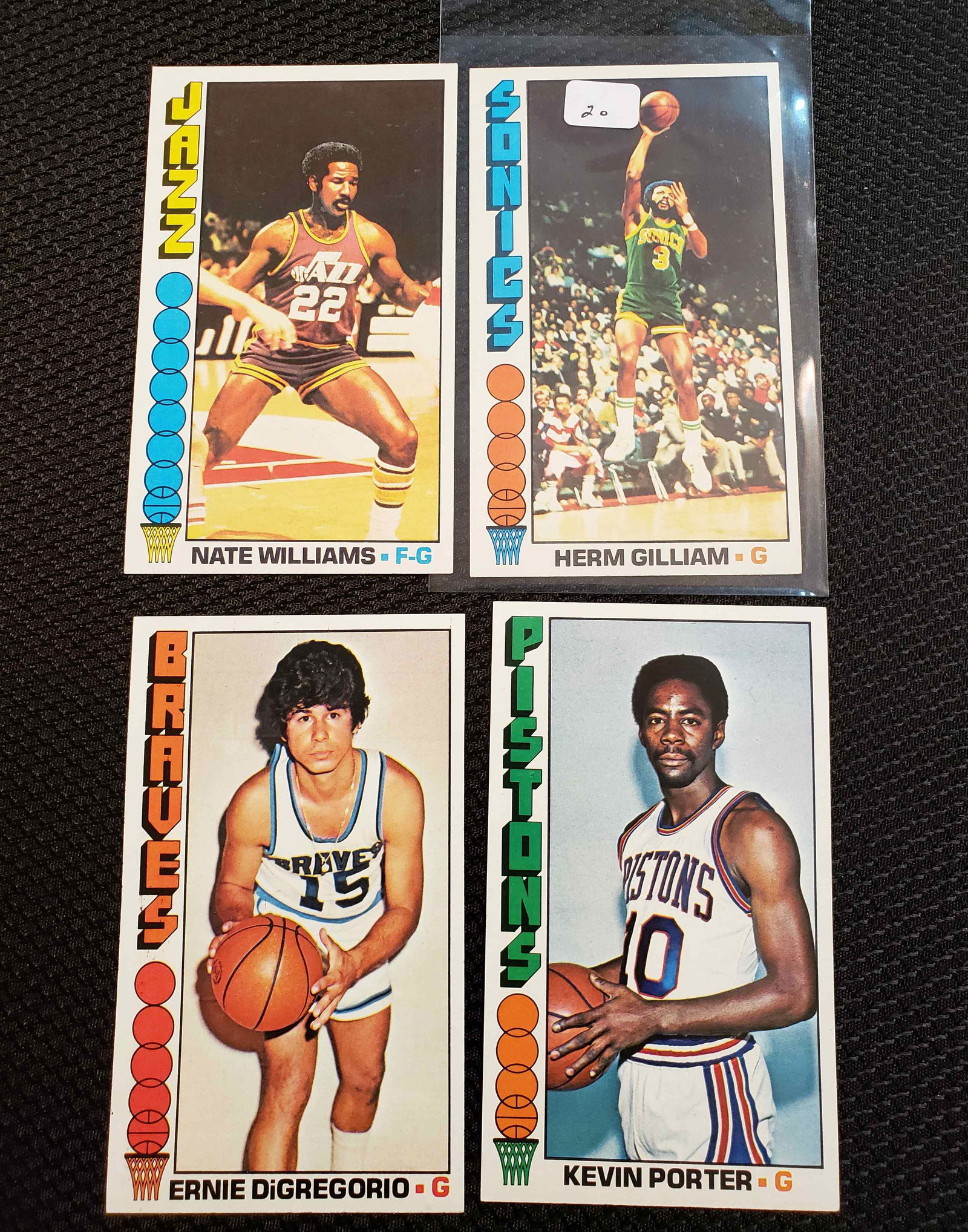 VINTAGE JUMBO 1976 TOPPS BASKETBALL CARDS NRMT+ (1 of 2)