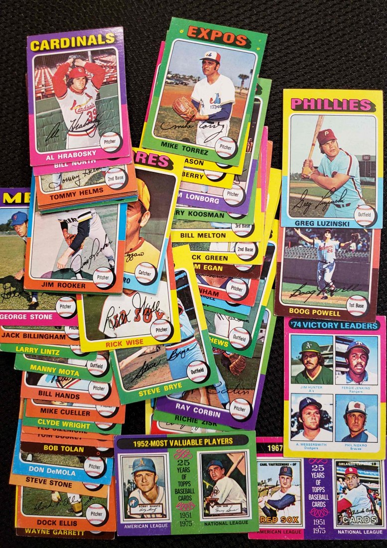 LOT OF 50 DIFFERENT 1975 TOPPS MINI BASEBALL CARDS (1 of 1)