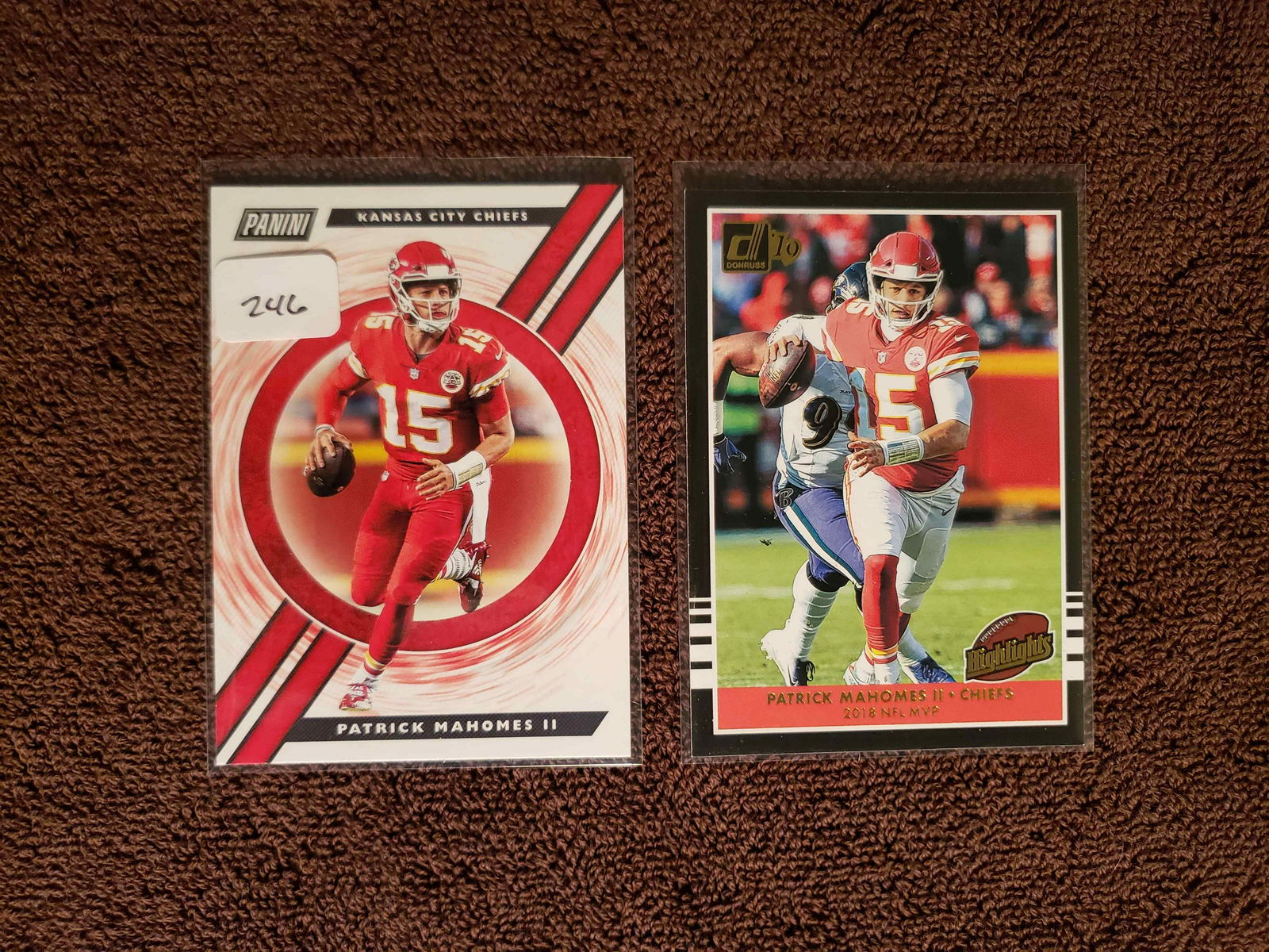 LOT OF 2 PATRICK MAHOMES INSERT CARDS (1 of 1)