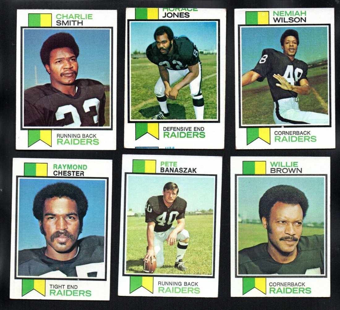 1973 TOPPSW OOAKLAND RAIDERS FOOTBALL CARDS (1 of 1)