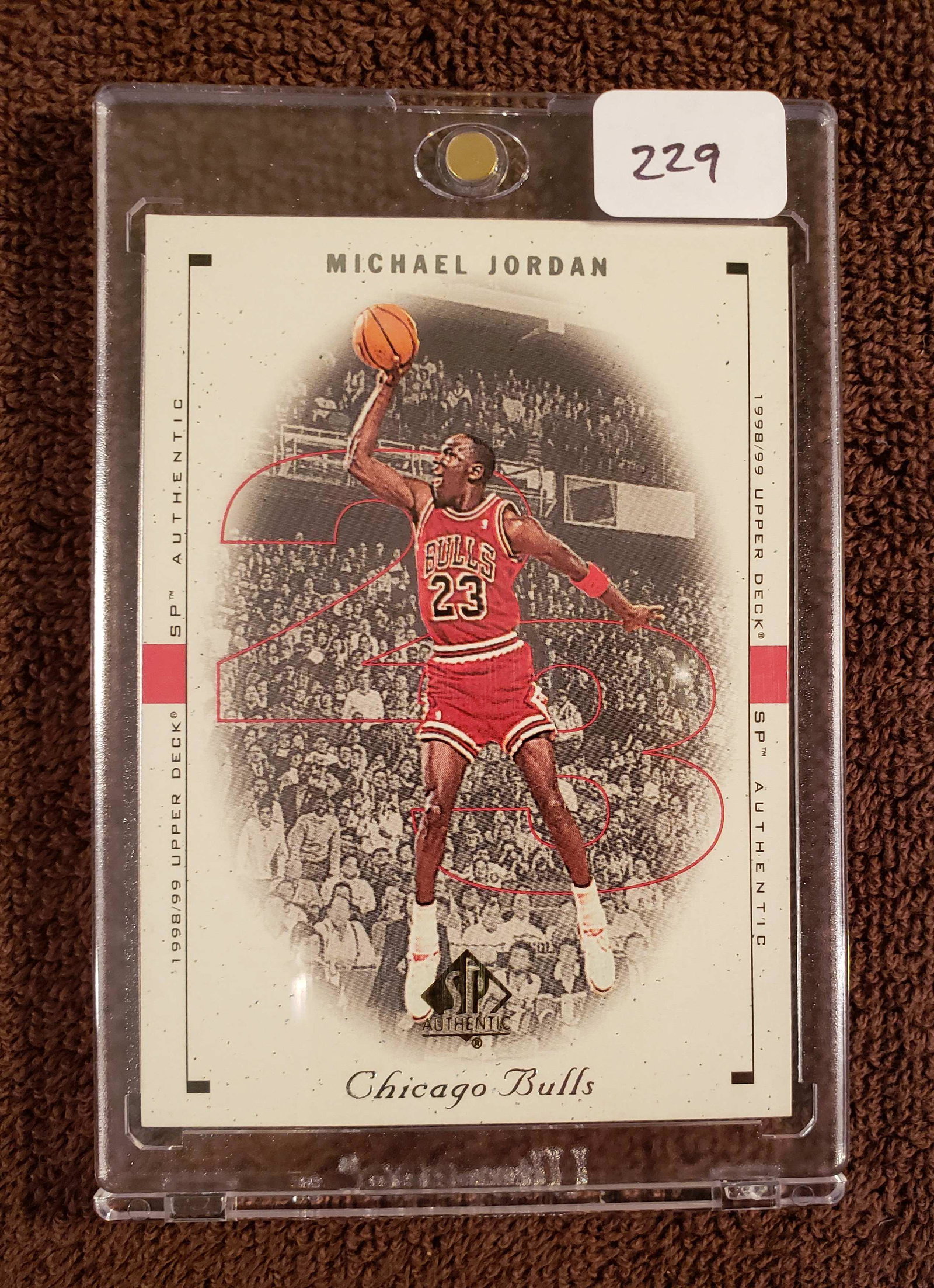 1998-99 UPPER DECK SP AUTHENTIC MICHAEL JORDAN IN: 1998-99 UPPER DECK SP AUTHENTIC MICHAEL JORDAN IN 1-TOUCH HOLDER