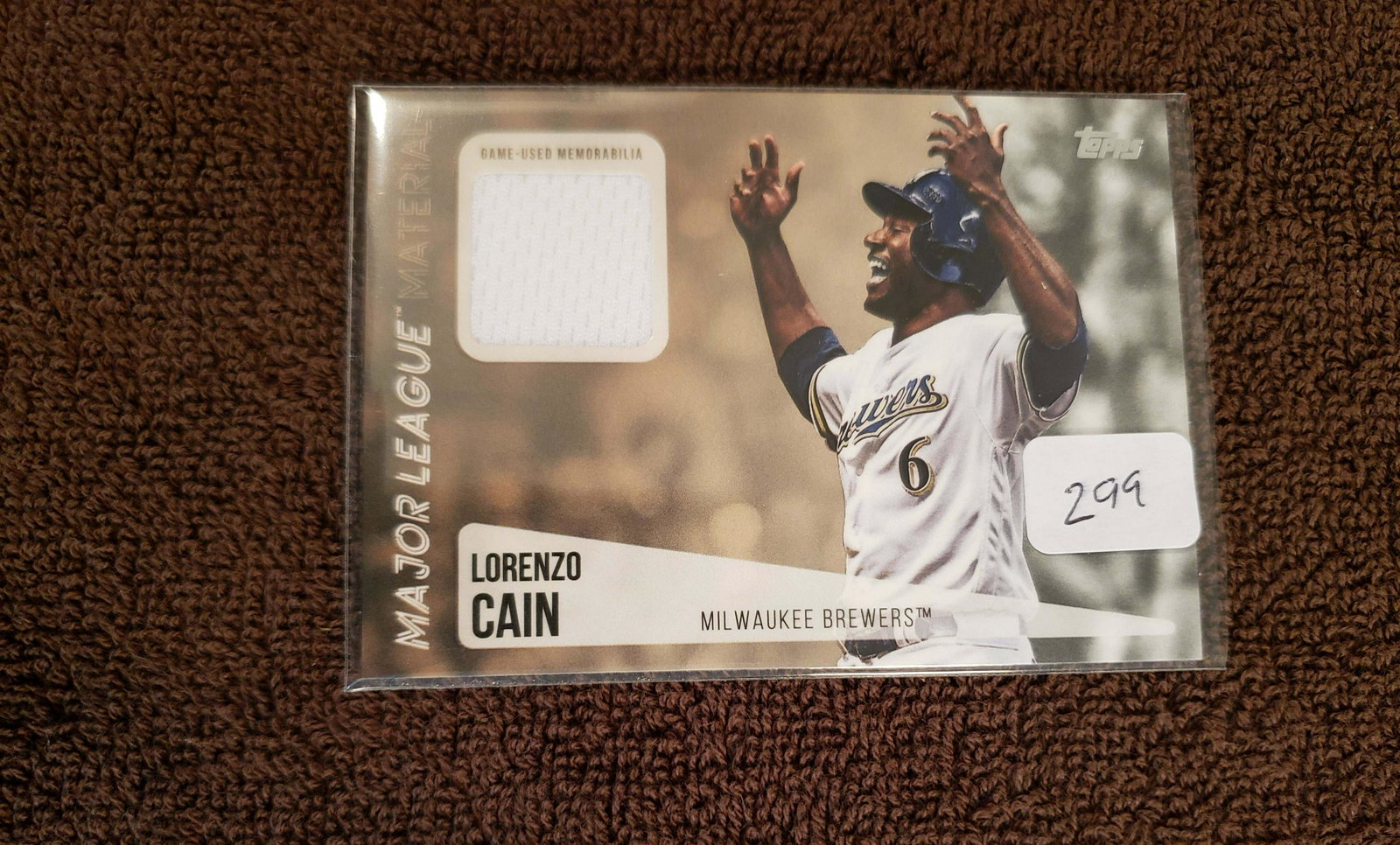 LORENZO CAIN (FOREVER ROYAL) RELIC CARD: 2019 TOPPS BASEBALL LORENZO CAIN JERSEY CARD
