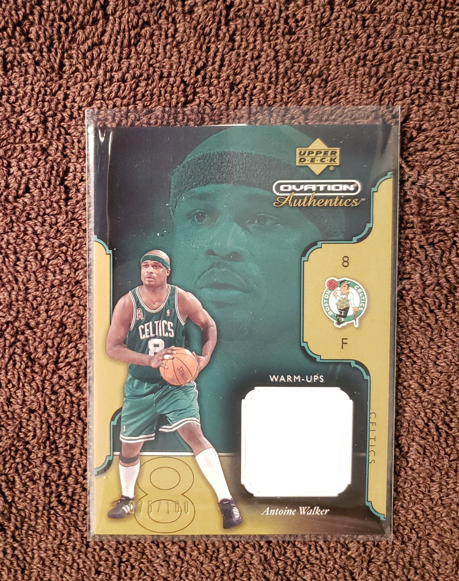 2002 UPPER DECK OVATION ANTOINE WALKER 075/100 JERSEY: BOSTON LEGEND ANTOINE WALKER GAME USED JERSEY CARD #'D 075/100