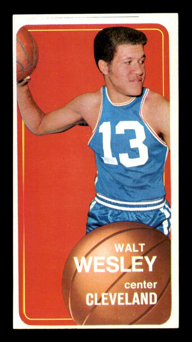 1970 TOPPS BASKETBALL CARDS CLASSIC TALL BOYS EX+: 1970 Topps #55 Walt Wesley, 1970 Topps #92 Gus Johnson EX+