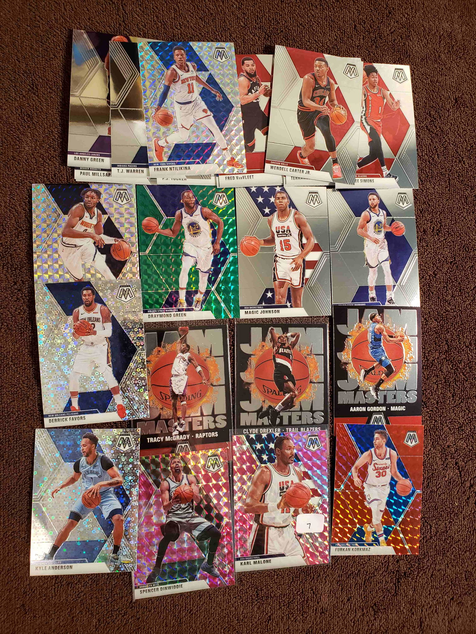 2019-20 MOSAIC BASKETBALL LOT W/ PRIZMS INSERTS STARS: 25 DIFFERENT CARDS KARL MALONE PINK TEAM USA, TRACY MCGRADY JAM MASTERS, DRAYMOND GREEN GREEN PRIZM, STEPHEN CURRY