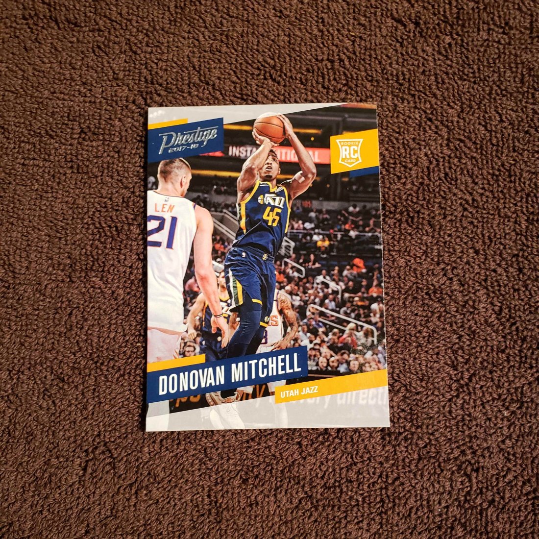 DONOVAN MITCHELL ROOKIE CARD: 2016-17 PANINI PRESTIGE DONOVAN MITCHELL ROOKIE CARD