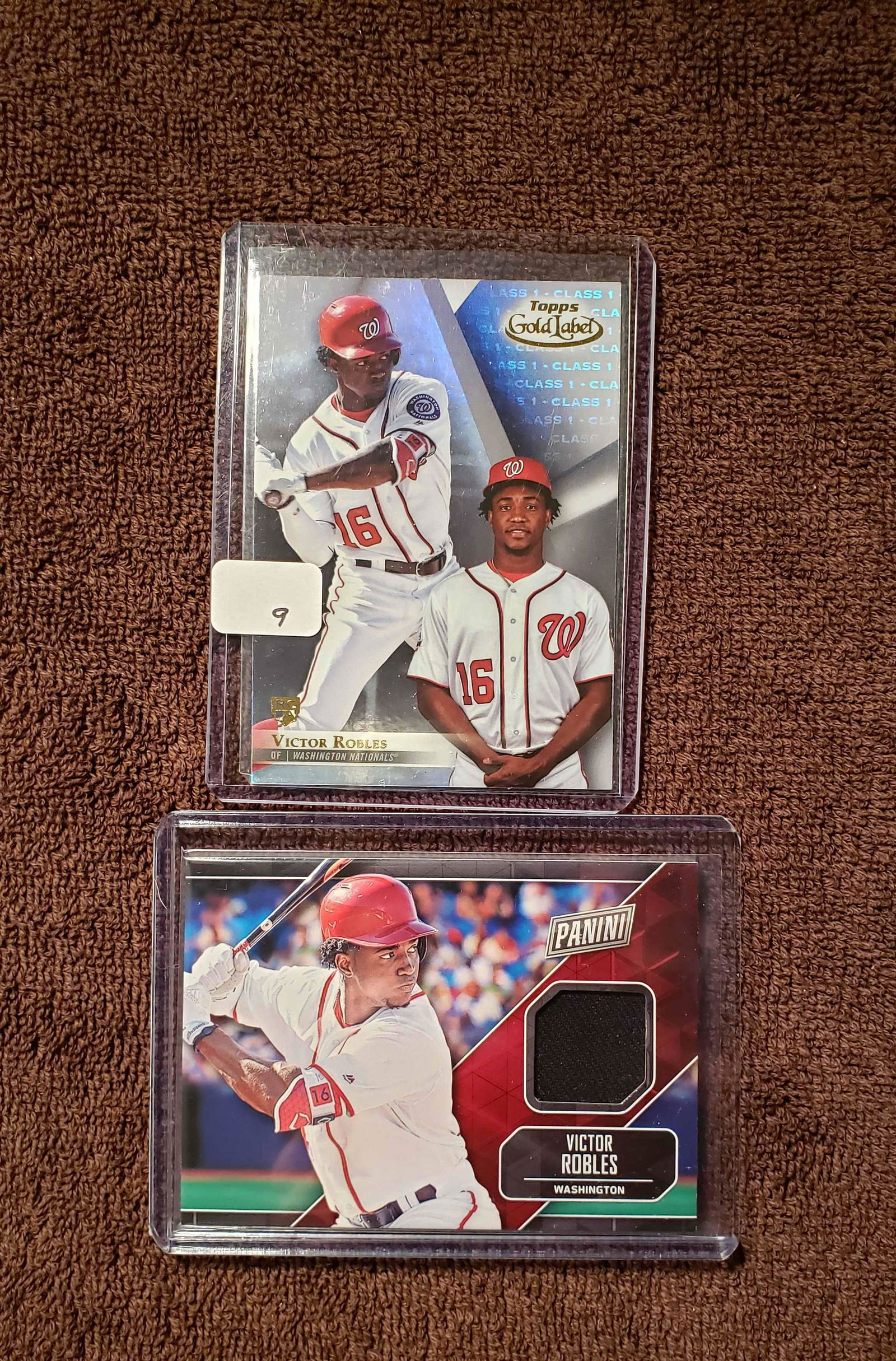 VICTOR ROBLES ROOKIE LOT WITH GAME USED JERSEY CARD: 2018 TOPPS GOLD LABEL VICTOR ROBLES ROOKIE CARD WITH PANINI FATHERS DAY PACK ROOKIE JERSEY RELIC CARD