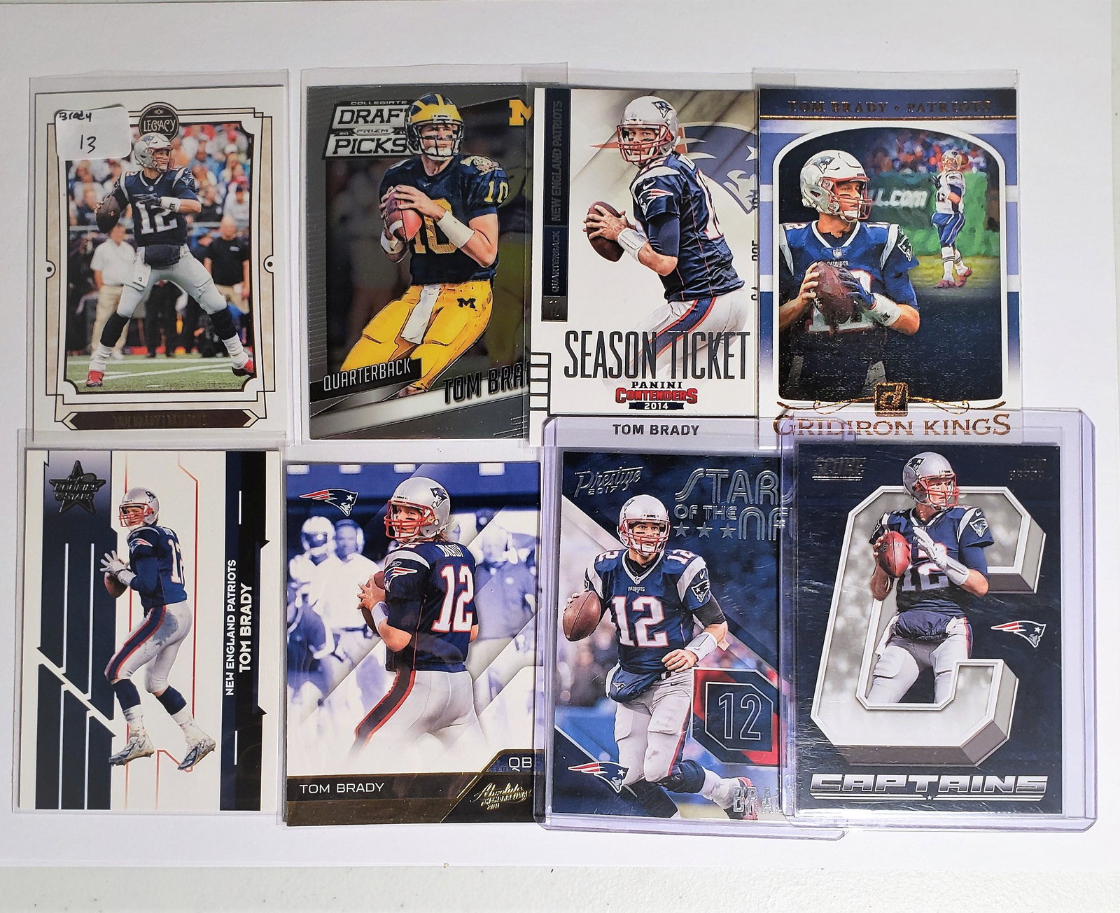 LOT OF 8 TOM BRADY PATRIOTS, TAMPA BAY BUCS (1 of 1)