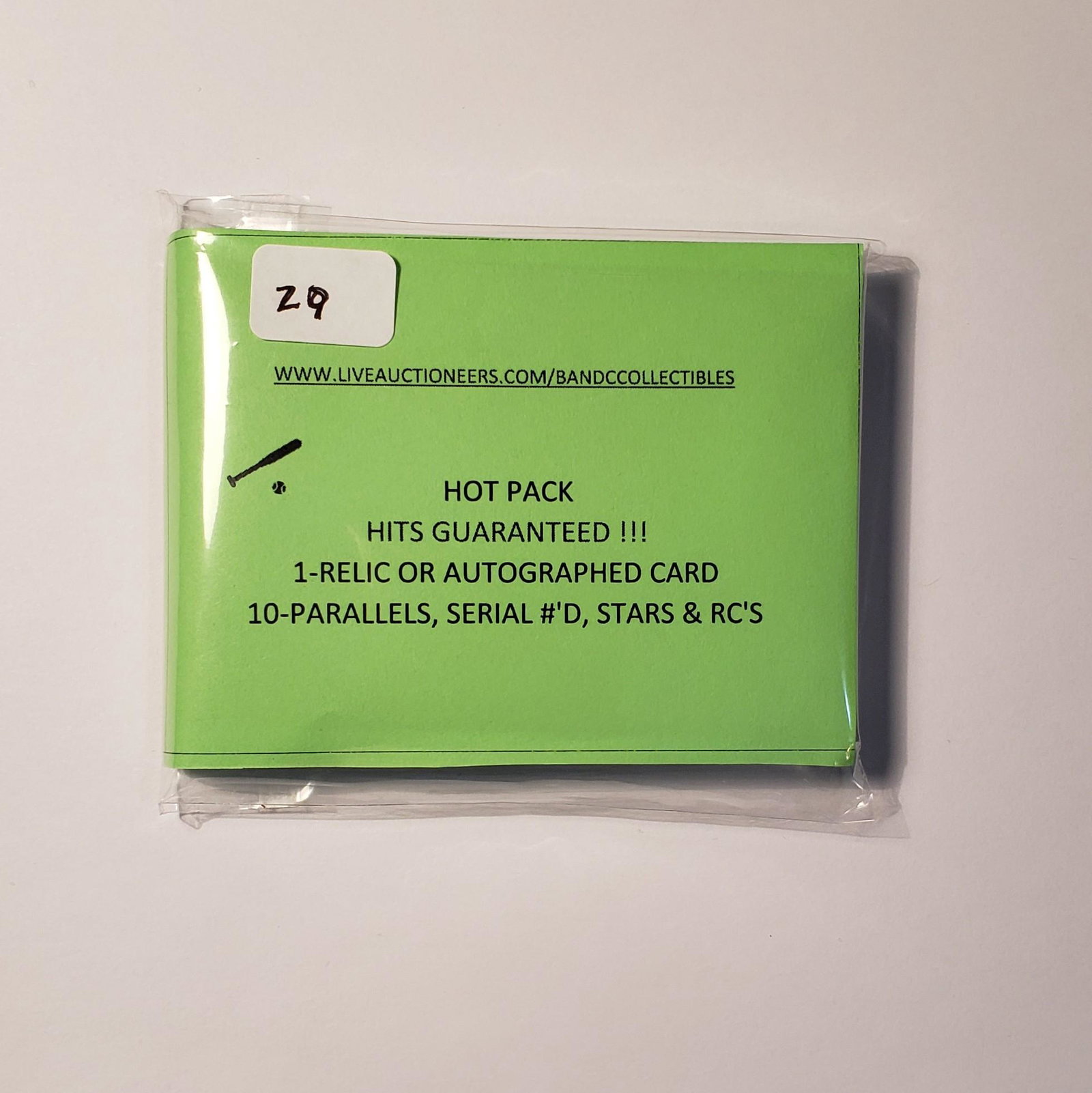 BASEBALL HOT PACK WITH AUTOS OR RELICS IN EVERY PACK (1 of 1)