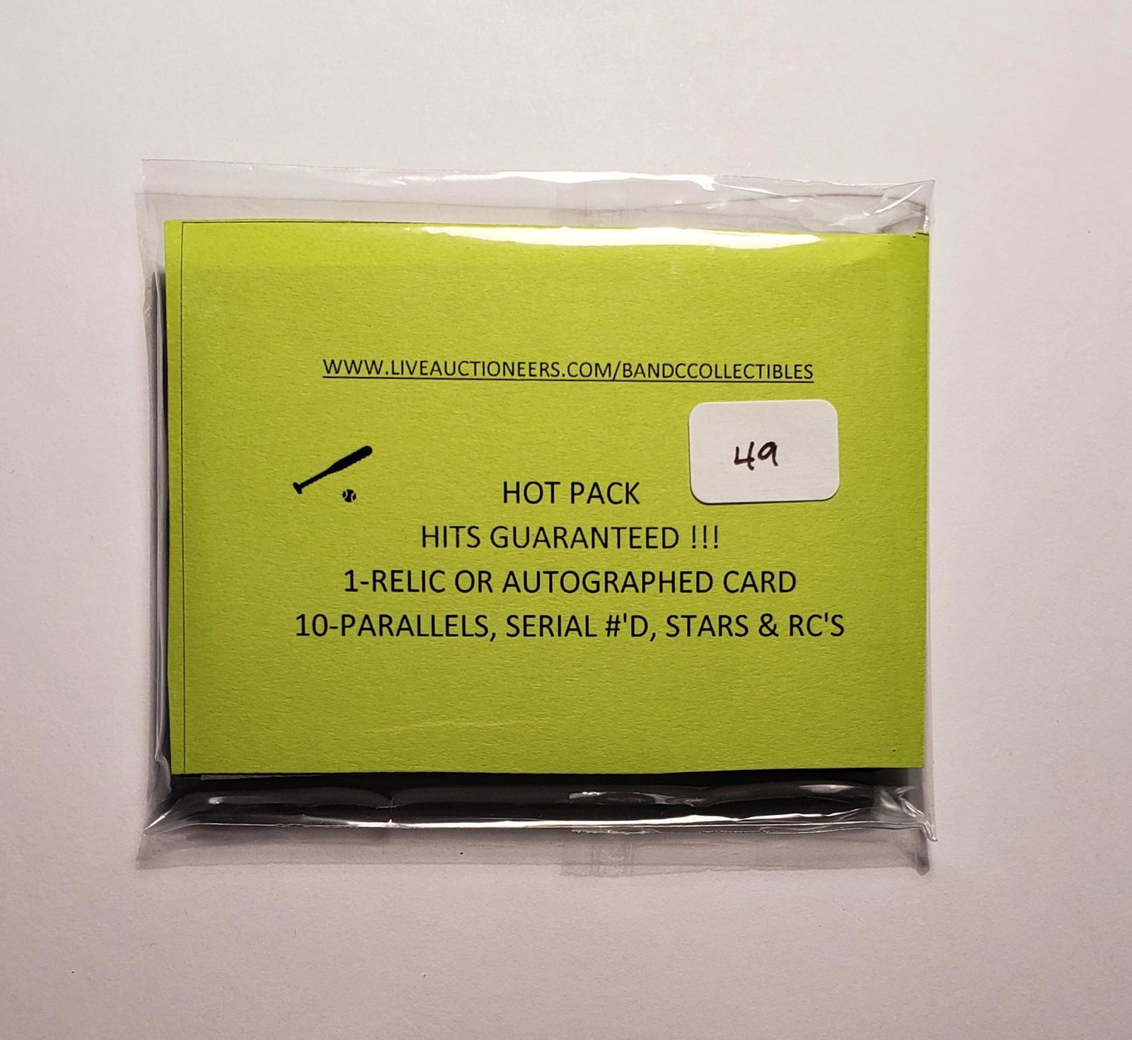 BASEBALL HOT PACK WITH AUTOS OR RELICS IN EVERY PACK (1 of 1)