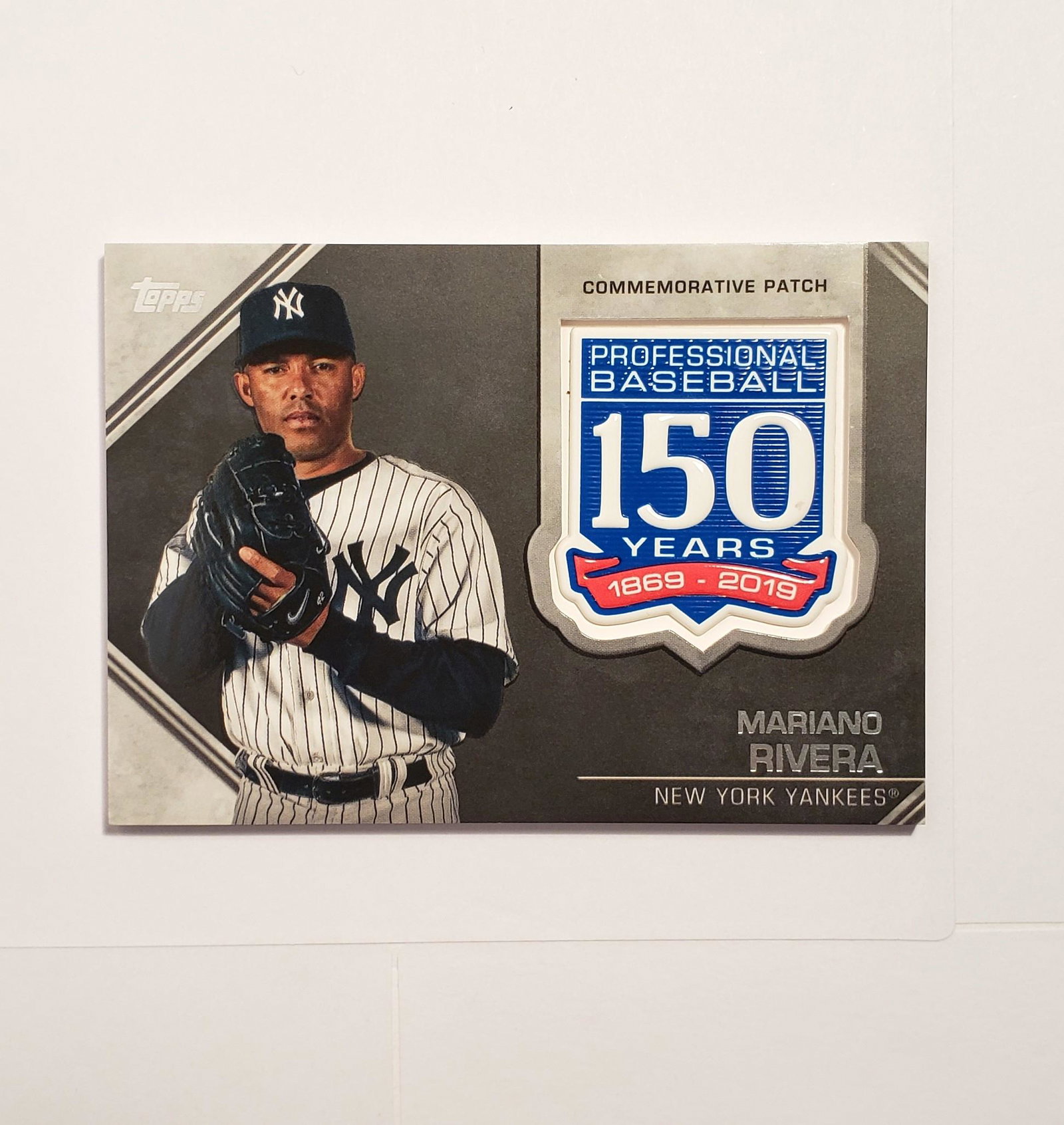 2019 TOPPS UPDATE 150TH ANNIVERSARY PATCH (1 of 2)