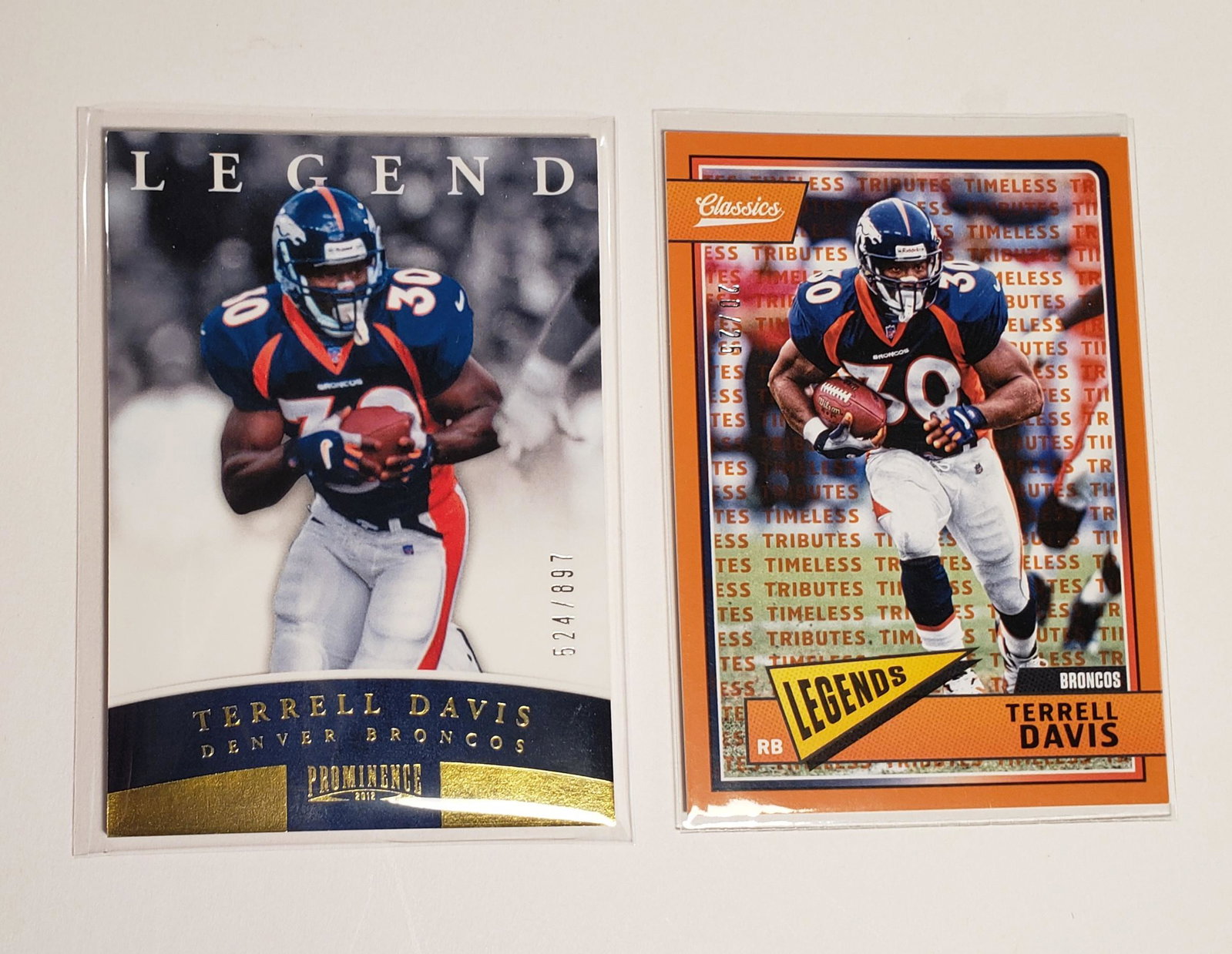 TERRELL DAVIS BRONCOS HOF SERIAL NUMBERED CARDS: PANINI PROMINANCE 542/897, PANINI CLASSICS SSP 20/25
