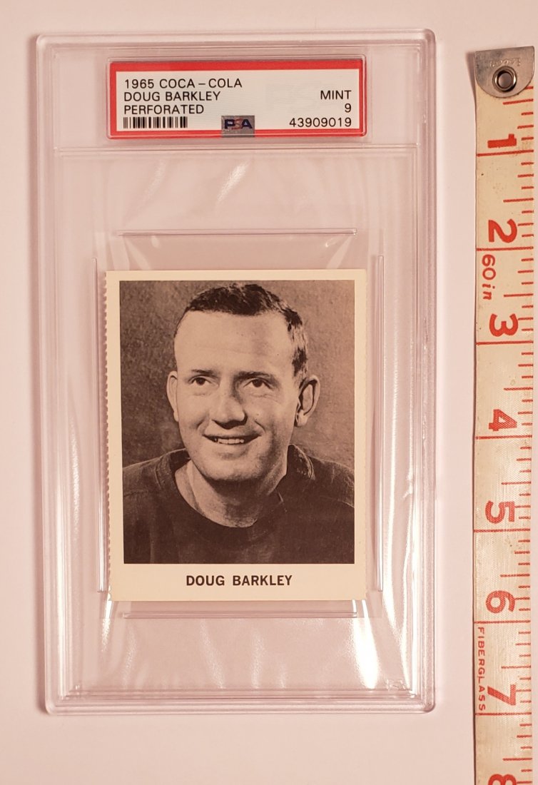 POP-11 PSA 9 ICE HOCKEY 1965 COCA-COLA DOUG BARKLEY: 1965 COCA-COLA PERFORATED DOUG BARKLEY DETROIT RED WINGS POP 11 PSA 9