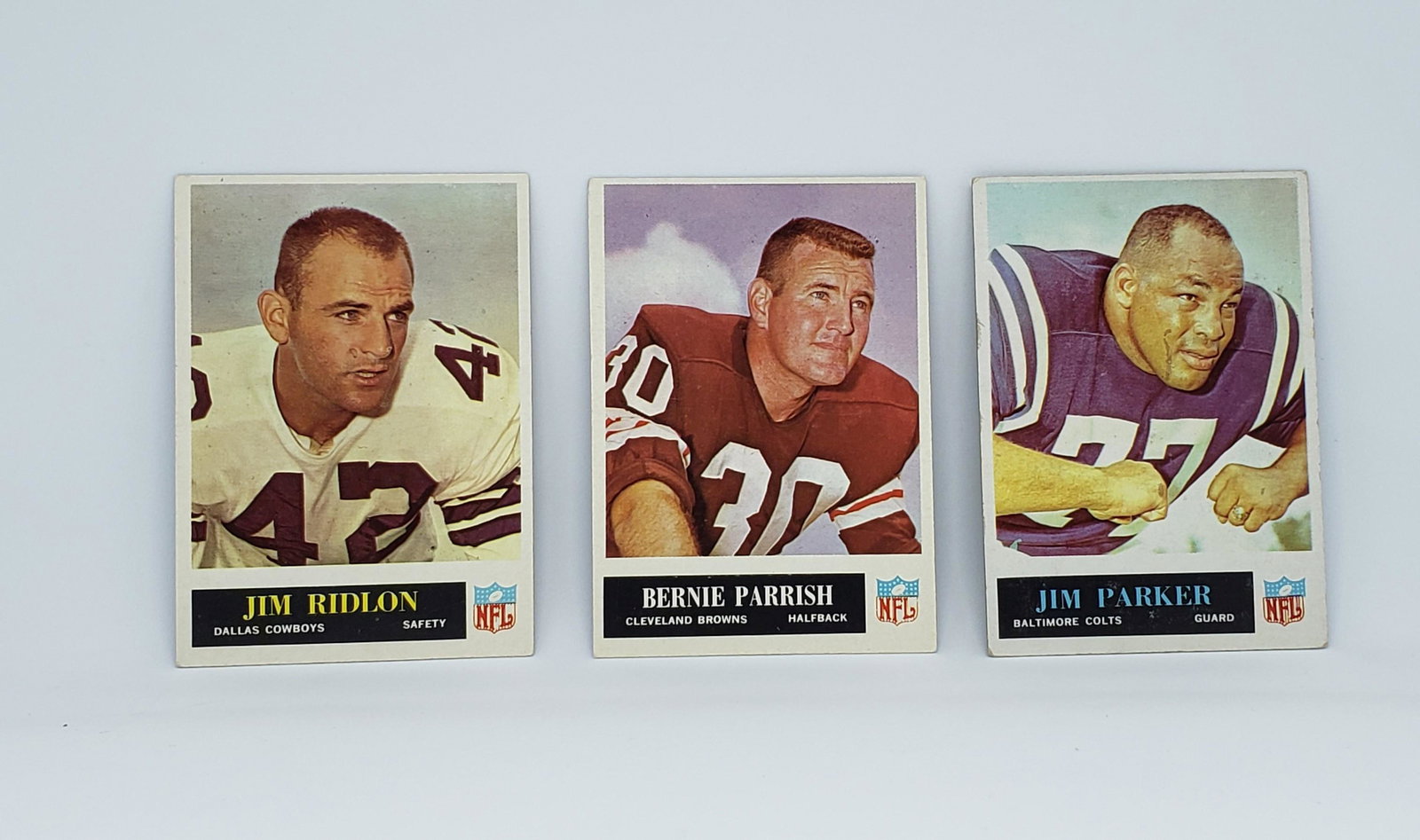 VINTAGE PHILADELPHIA BRAND FOOTBALL CARDS: WITH COLTS HOF JIM PARKER GOOD-VG WITH SOME WEAR