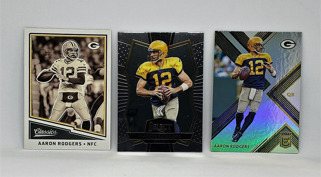 3 AARON RODGERS GREEN BAY PACKERS CARDS W/ SP: 2016 PANINI SELECT, 2017 ELITE, 2017 CLASSICS B&W SP