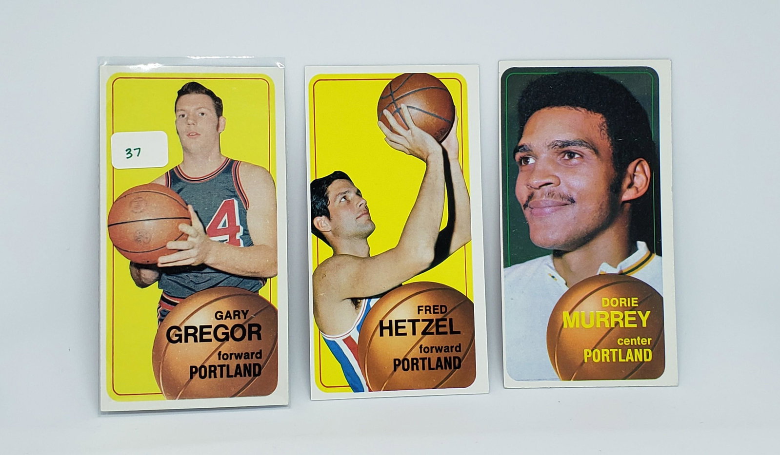 VINTAGE NBA BASKETBALL CARDS HIGH GRADE 1970 TOPPS TALL: LOT OF 3 PORTLAND TRAILB;AZERS CARDS WITH GARY GREGOR, FRED HETZEL, DORIE MILLER