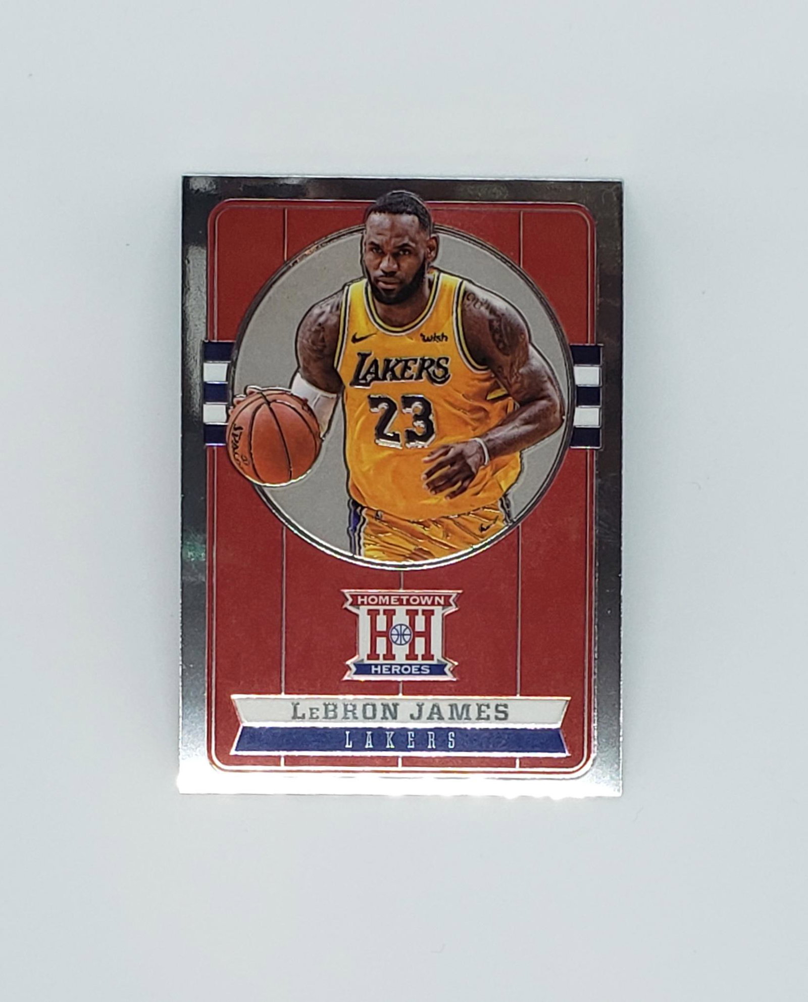 hometown heroes lebron james foil sp: 2019-20 panini hometown heroes lebron james la lakers
