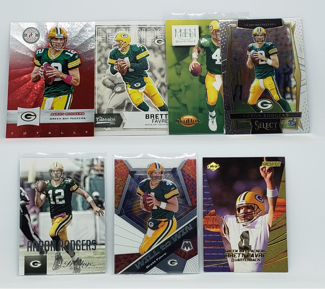 brett favre & aaron rodgers grren bay packers cards: AARON RODGERS MOSAIC BASE CARD AND BRETT FAVRE MOSAIC INSERT CARD