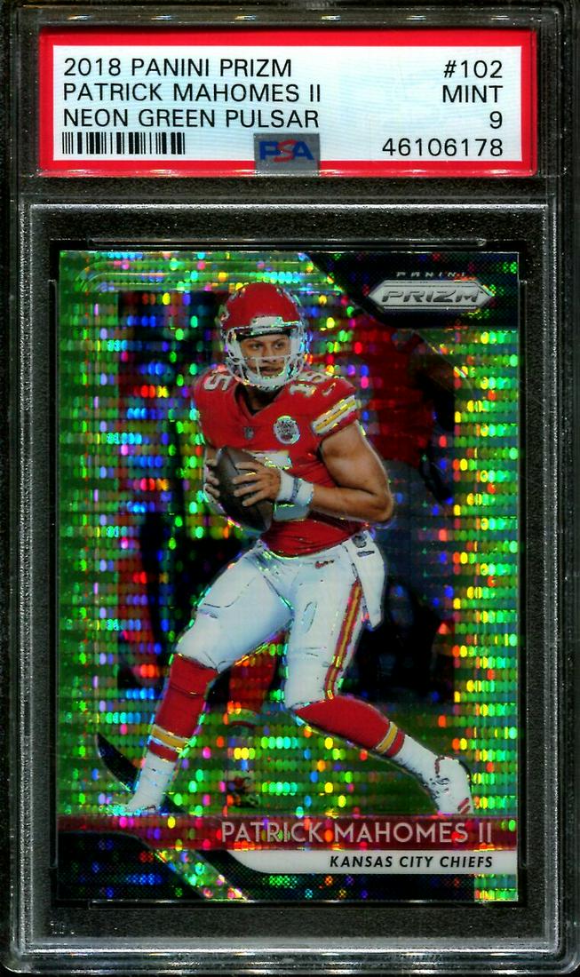 2018 PANINI PRIZM NEON GREEN PULSAR PATRICK MAHOMES PSA (1 of 1)