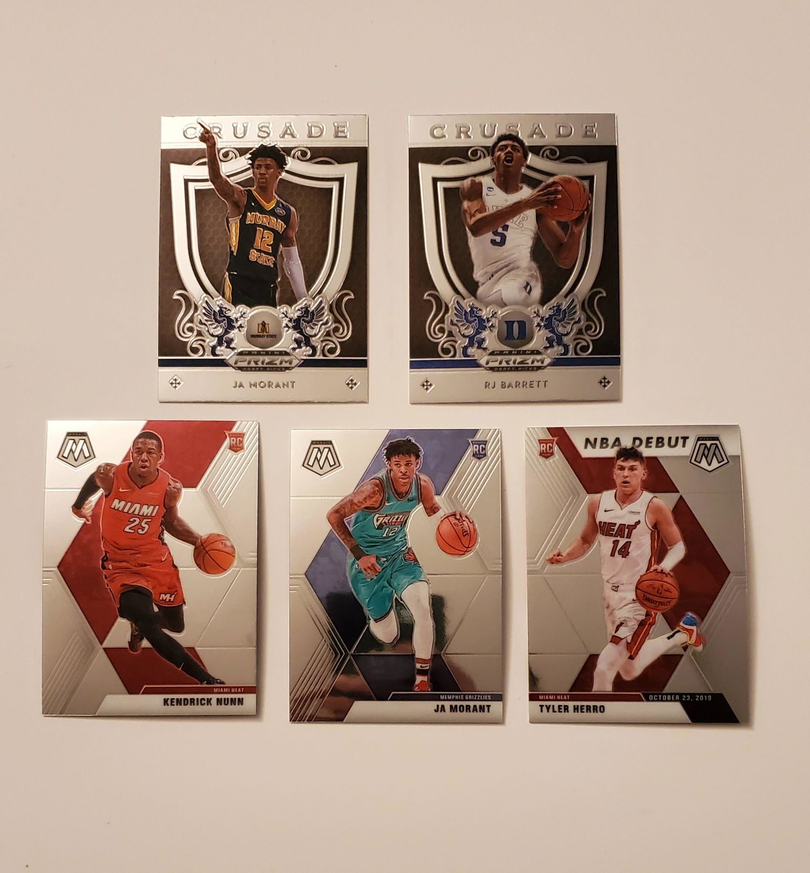 Lot of 5- 2019 NBA Rookie CARDS (1 of 1)