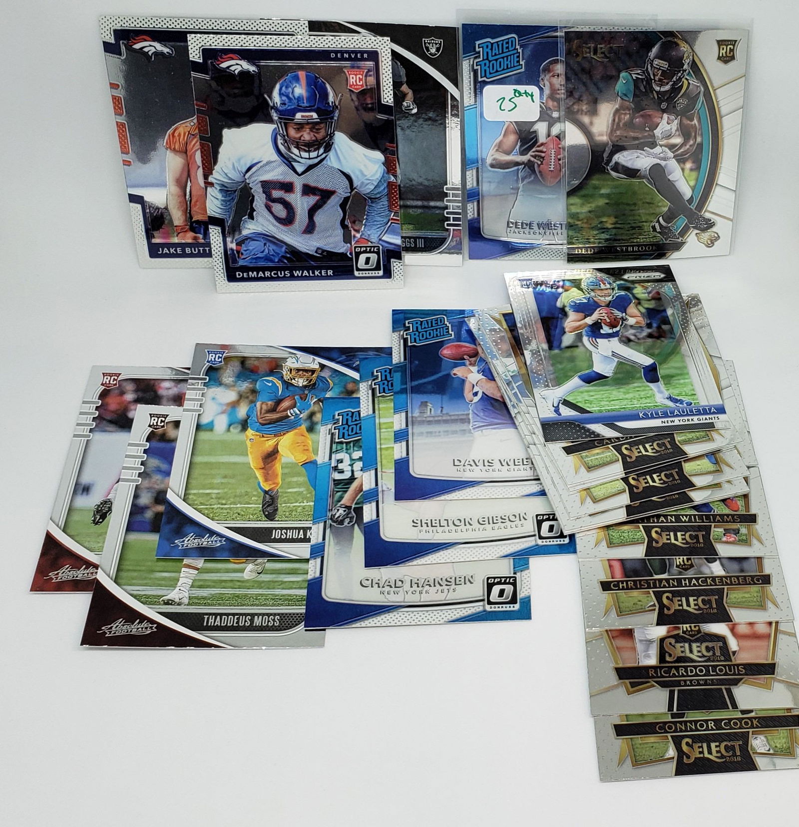 LOT OF 25 ASSORTED FOOTBALL ROOKIE CARDS (1 of 3)