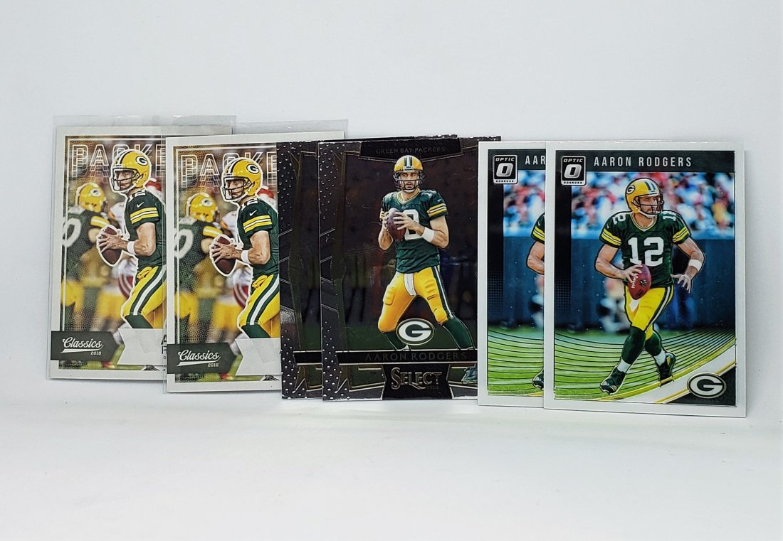LOT OF 6 AARON RODGERS FOOTBALL CARDS: LOT OF 6 ARRON RODGERS FOOTBALL CARDS