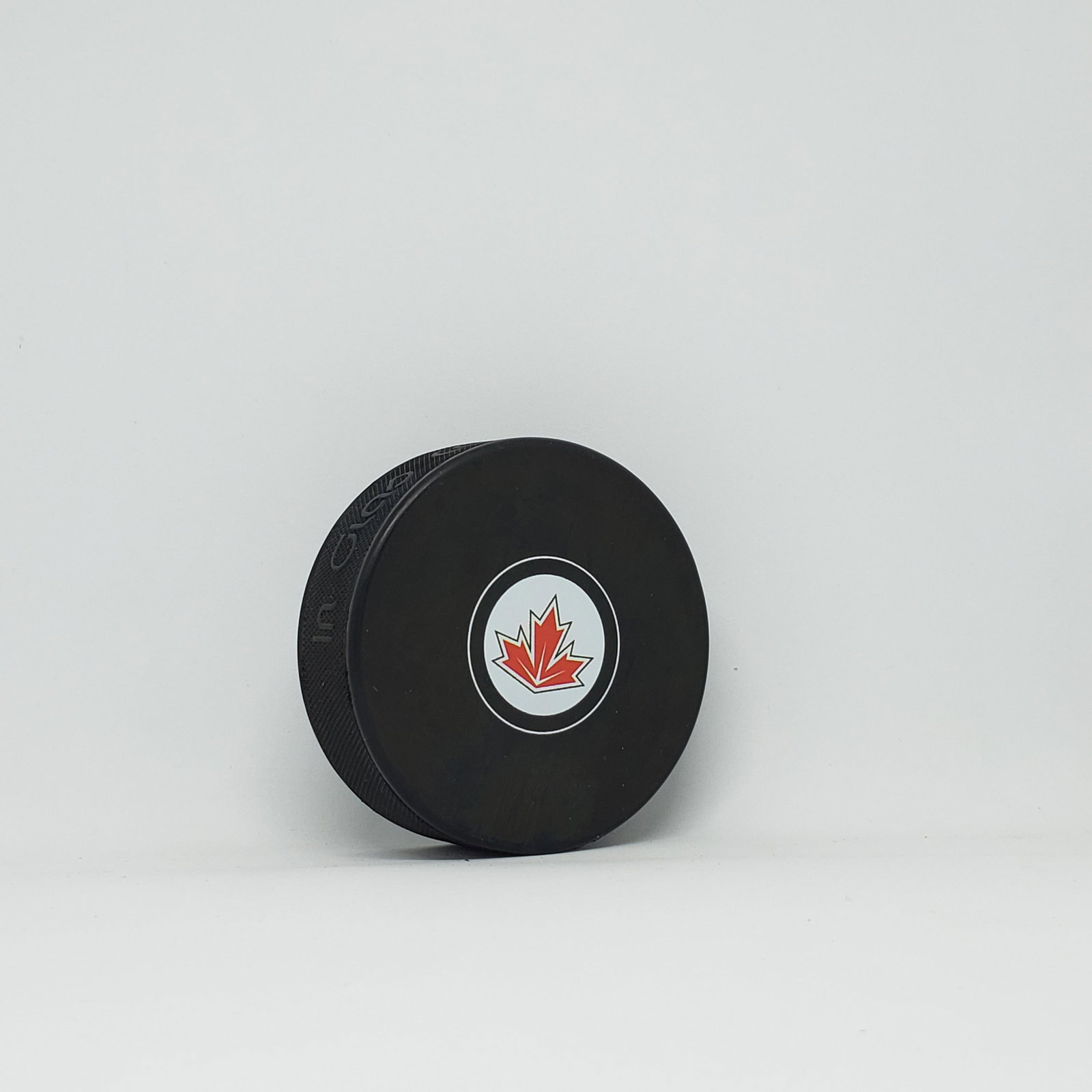 2016 ROYAL CUP HOCKEY PUCK CANADA: 2016 ROYAL CUP HOCKEY PUCK CANADA