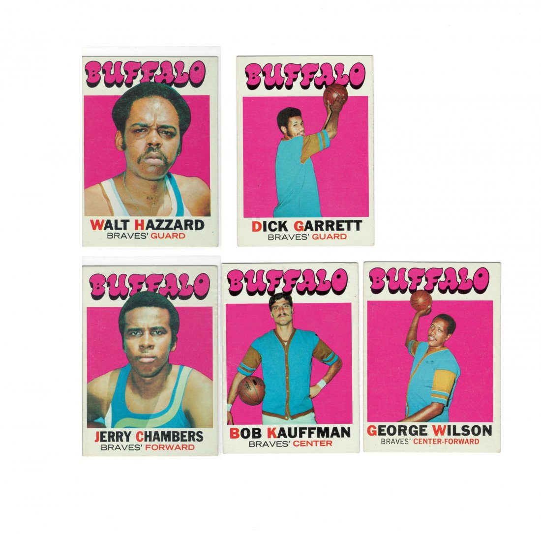 VINTAGE BUFFALO BRAVES ABA BASKETBALL CARDS: 1971-72 TOPPS BASKETBALL CARDS ##24 WALT HAZZARD, #8 DICK GARRETT & #13, 26. LOT EX CONDITION VERY LIGHT CORNER WEAR ON SOME