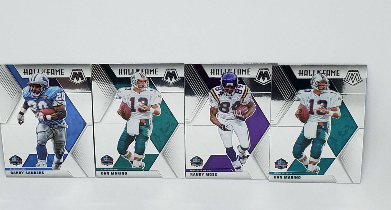 4 2020 PANINI MOSAIC FOOTBALL CARDS (1 of 1)