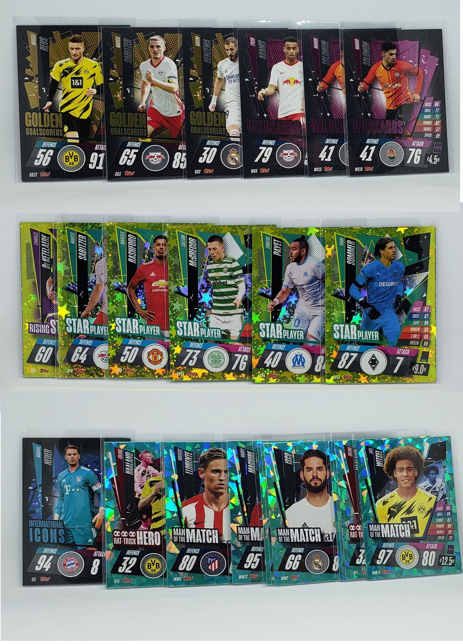 TOPPS MATCH ATTAX SOCCER TRADING CARD GAME CARDS: LOT OF 25 MATCH ATTAX SOCCER CARDS WITH YELLOW STARS AND BLUE ICE PARALLEL/FOIL CARDS