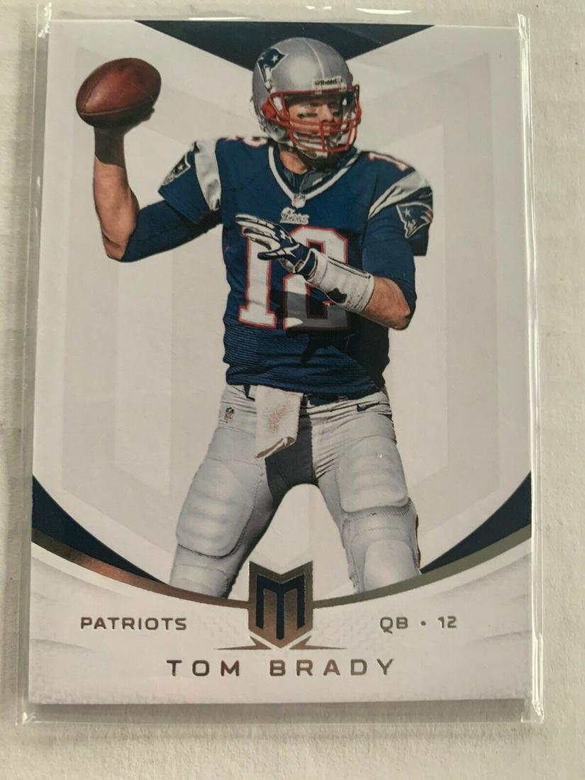 2013 Panini Momentum Football Tom Brady Patriots (1 of 2)