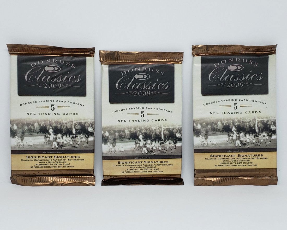 2009 Donruss Classics Football sealed packs (1 of 1)