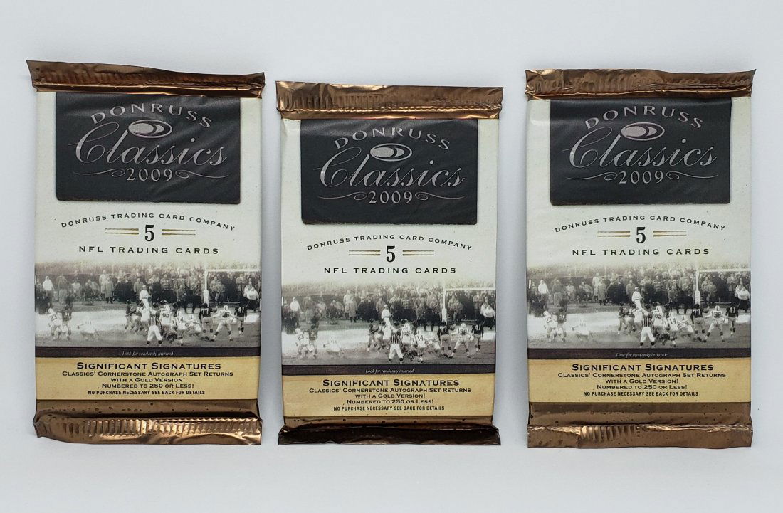 2009 Donruss Classics Football sealed packs (1 of 1)