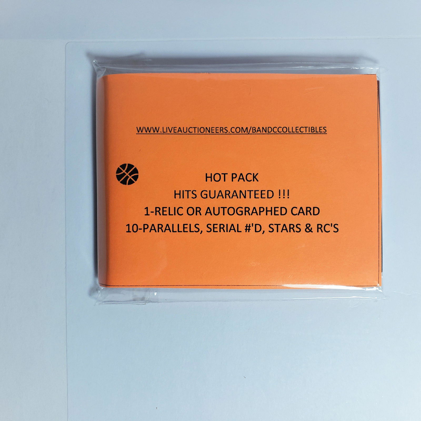 B&C COLLECTIBLES BASKETBALL HOT PACK WITH HITS EVERY (1 of 1)