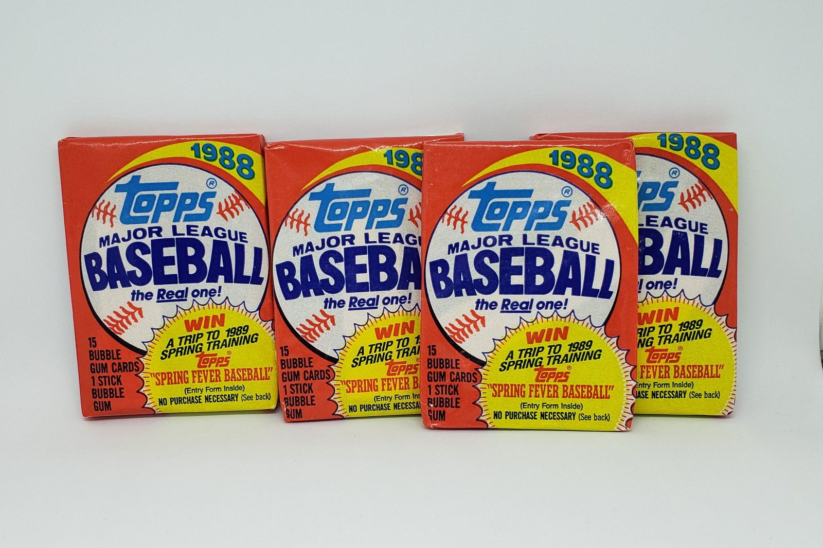 4-1988 TOPPS BASEBALL WAX PACKS: 4-1988 TOPPS BASEBALL WAX PACKS