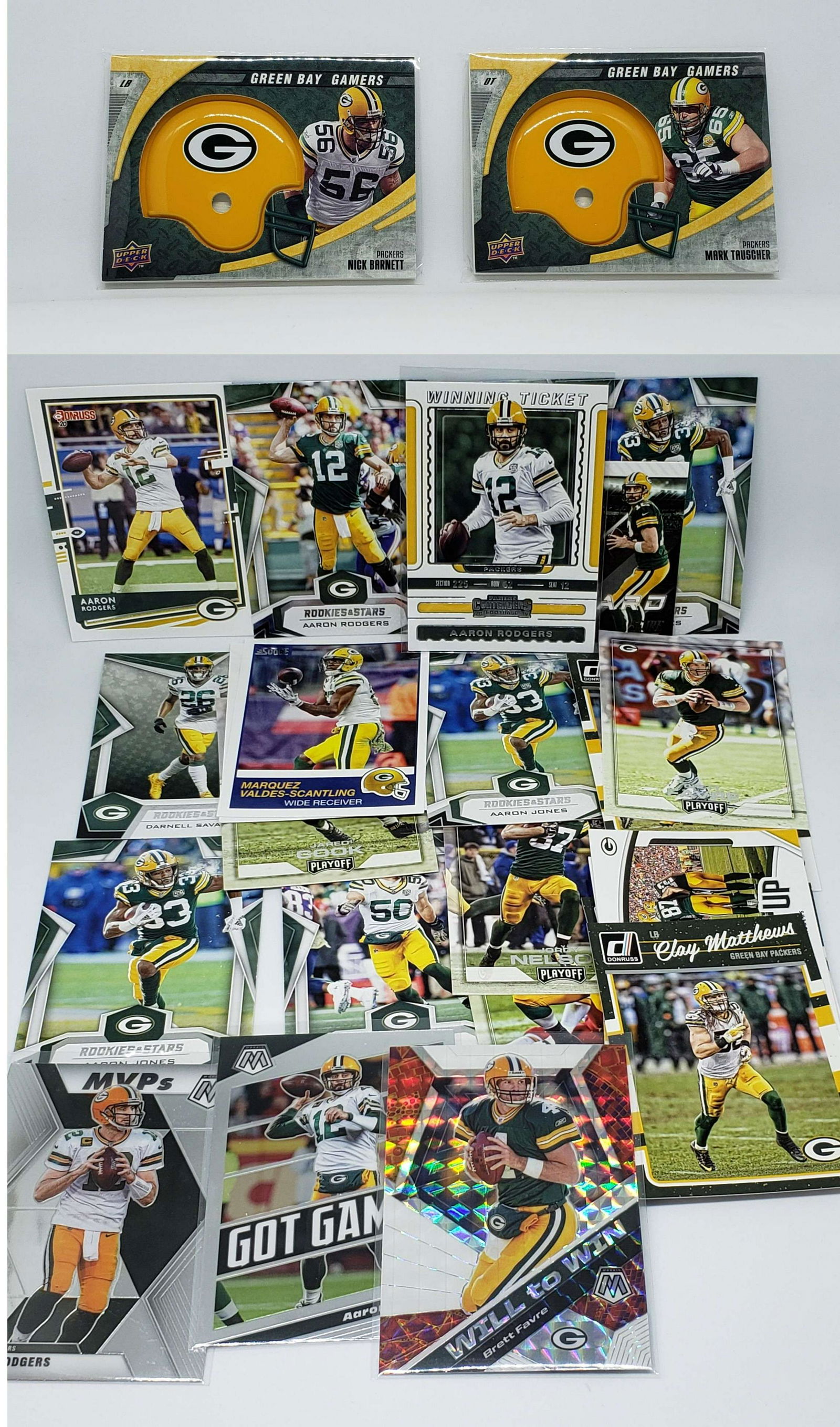 LOT OF 30 GREEN BAY PACKERS FOOTBALL CARDSa (1 of 1)