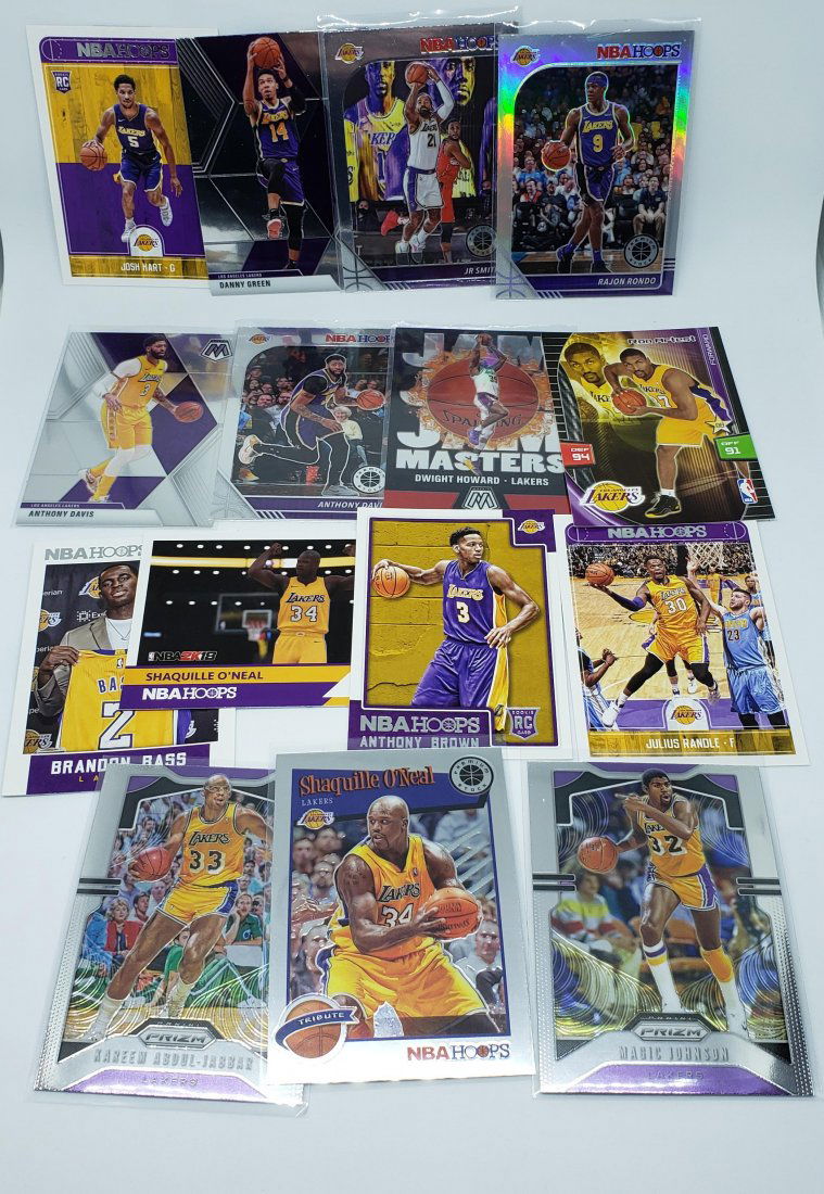 LOS ANGELES LAKERS BASKETBALL TEAM SET (1 of 2)