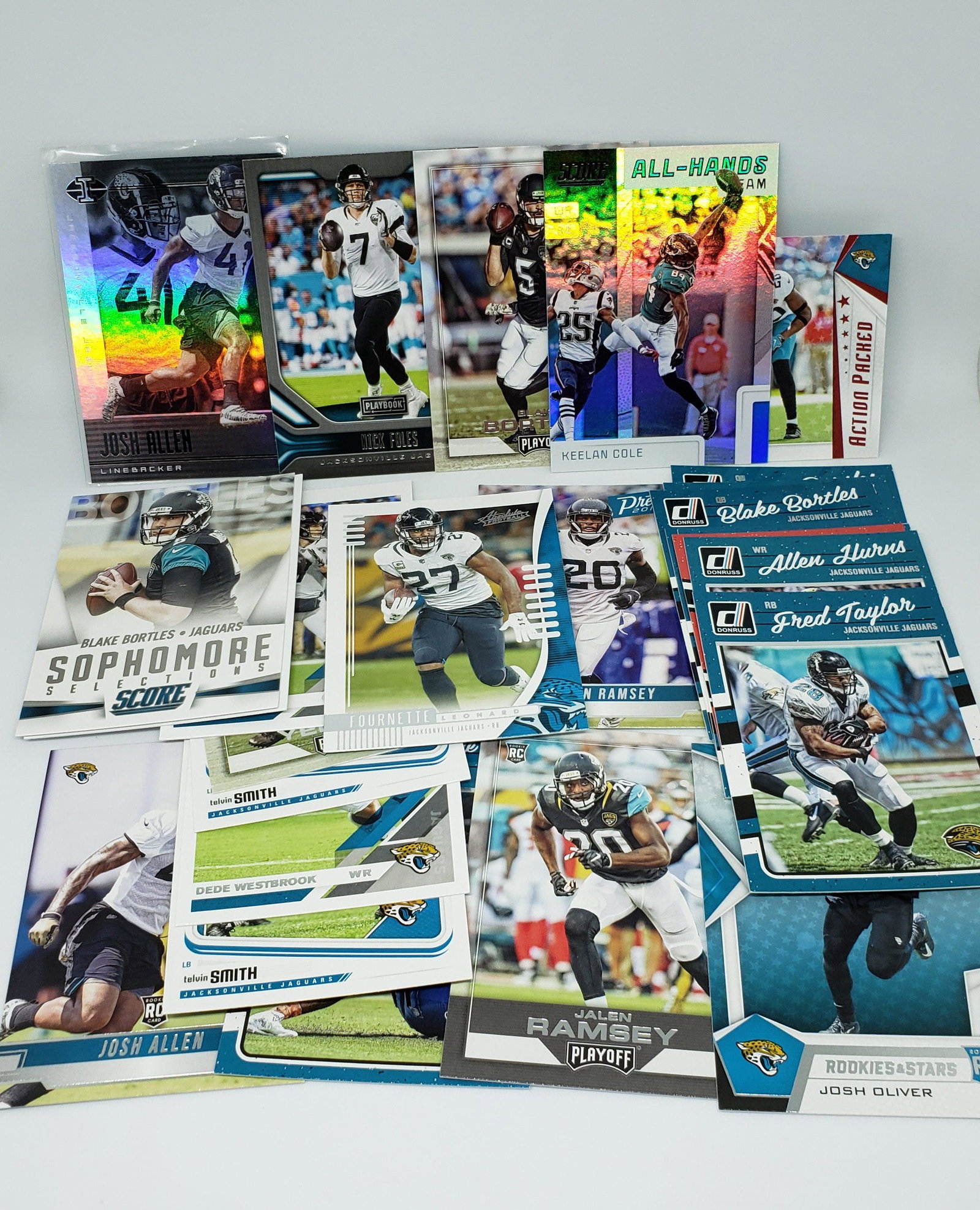 Lot of 25 JACKSONVILLE JAGS football cards (1 of 1)