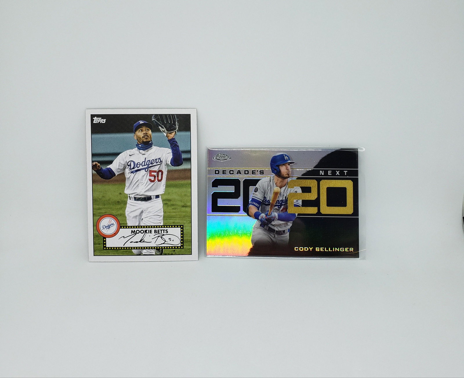 LOT OF 2 LA DODGERS INSERT CARDS: CODY BELLINGER DECADES NEXT, MOOKIE BETTS 2021 TOPPS 1951 DEGIGN