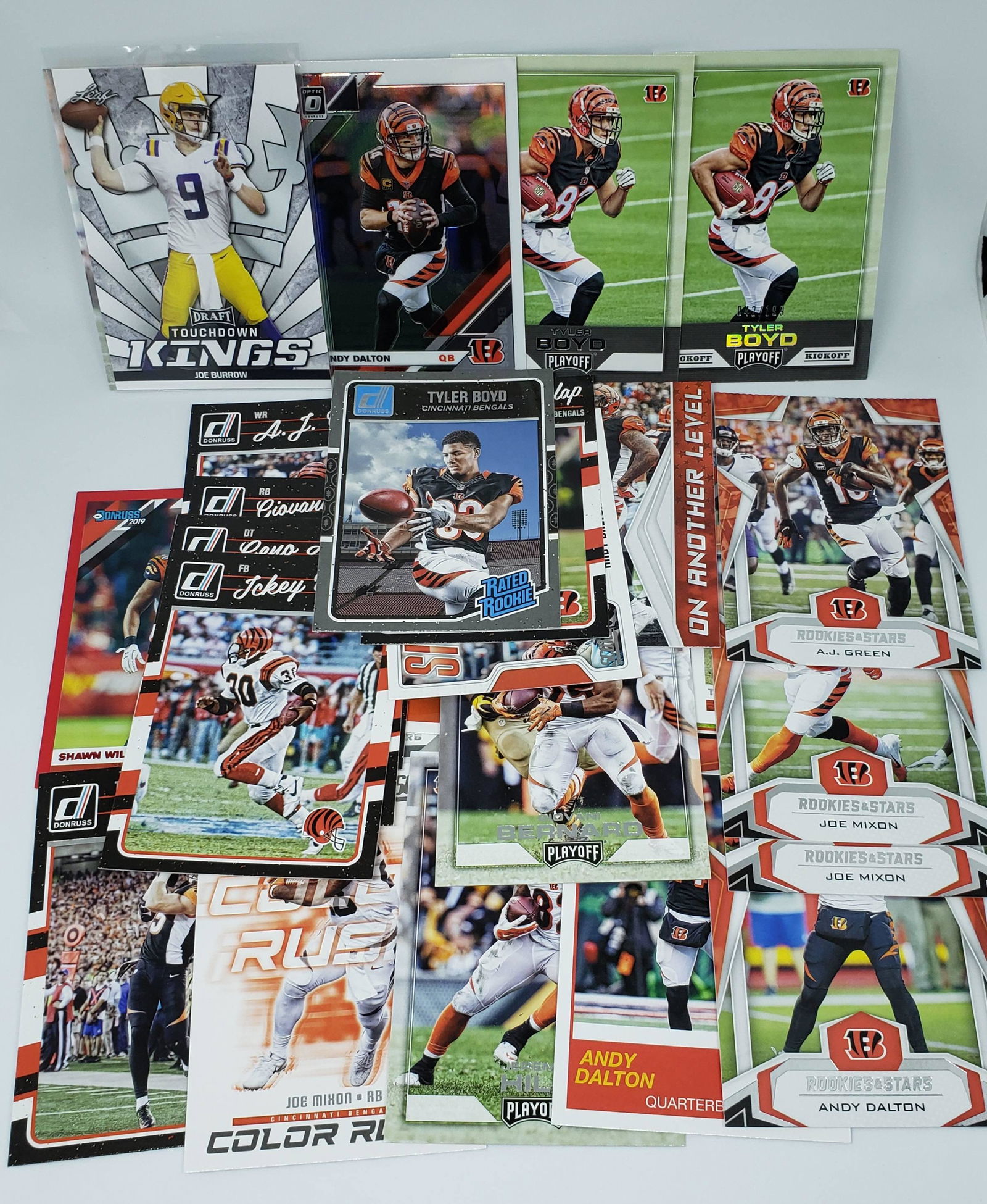 Lot of 30 CINCINNATI BENGALS football cards (1 of 1)