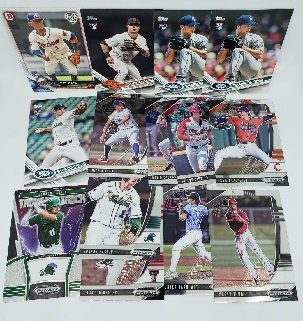 Lot of 20 Rookie Baseball Cards (1 of 1)