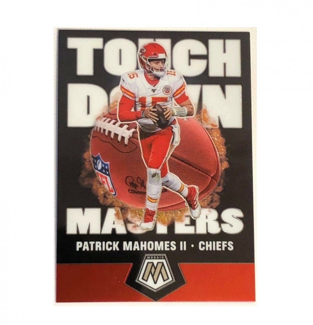 2019 PANINI MOSAIC PATRICK MAHOMES II FOOTBALL CARD (1 of 2)