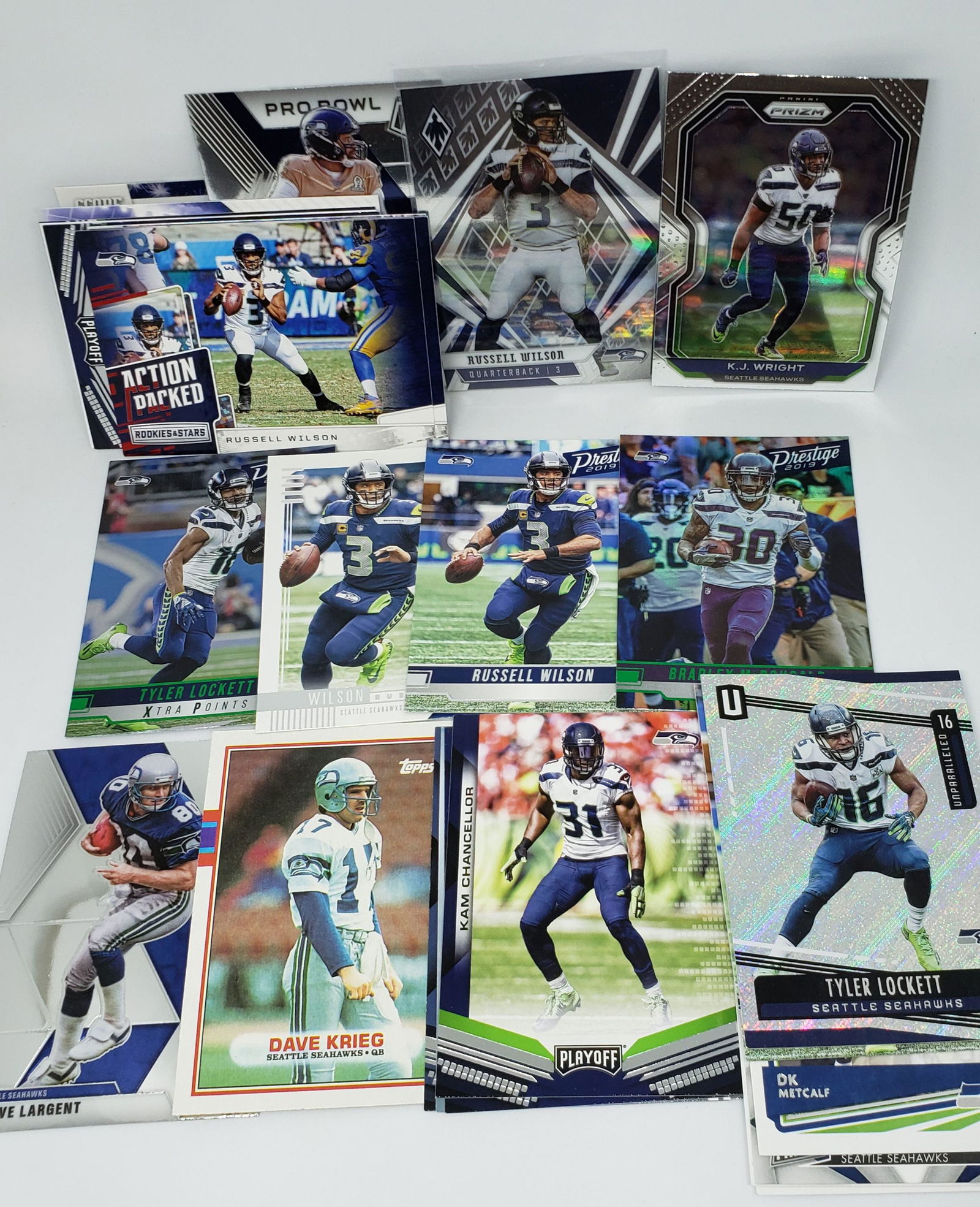 LOT OF 25 SEATTLE SEAHAWKS FOOTBALL CARDS (1 of 1)