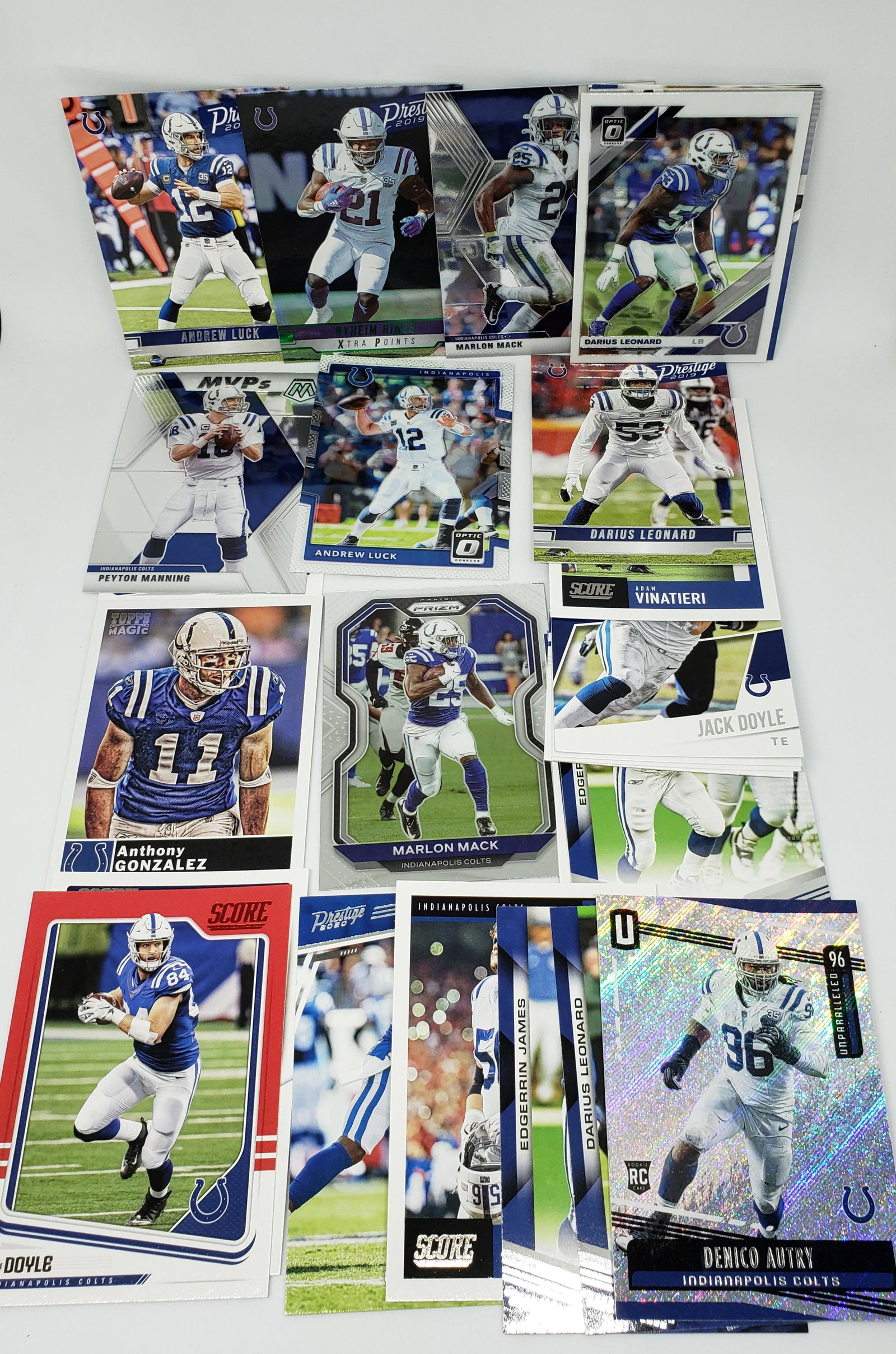 INDIANAPOLIS COLTS TEAM FOOTBALL CARDS LOT OF 25: PEYTON MANNING, MARLON MACK, REGGIE WAYNE