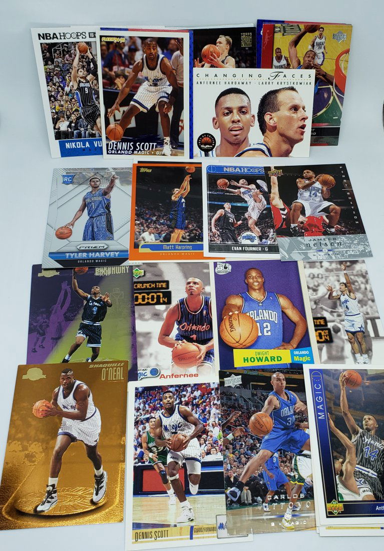 Lot of 25 Orlando Magic NBA Basketball Cards (1 of 1)