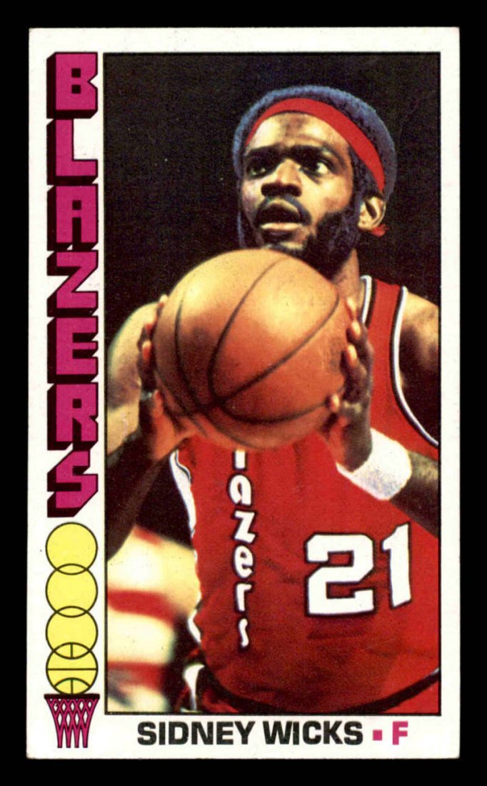 Lot of 2 vintage 1976 Topps 3x5 jumbo Basketball Cards: 1976 Topps Basketball Cards #31 Sidney Wicks, ##14 Mickey Johnson