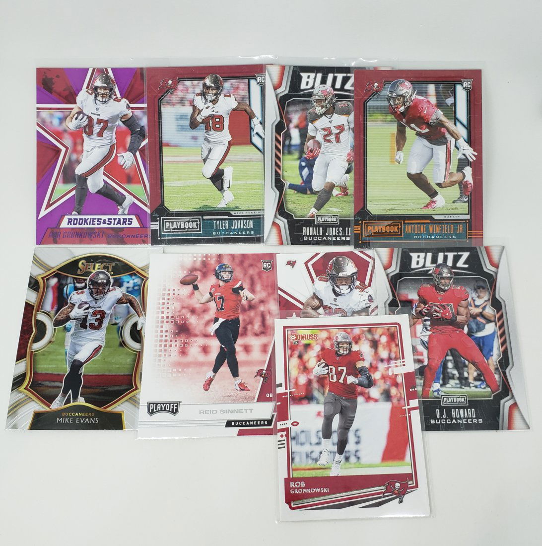 10 Tampa Bay Bucs Cards with rcs & sps (1 of 1)