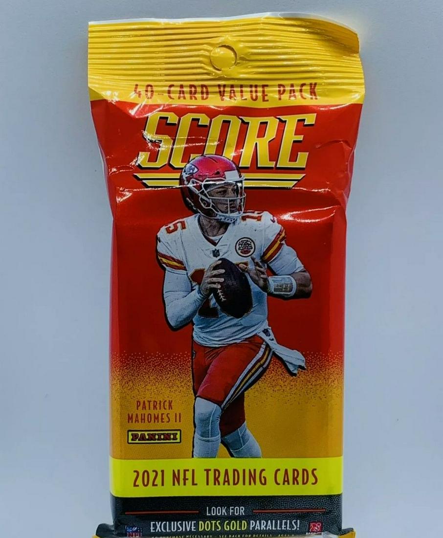 2021 SCORE FOOTBALL CELLO VALUE 40 CARD FAT PACK (1 of 1)