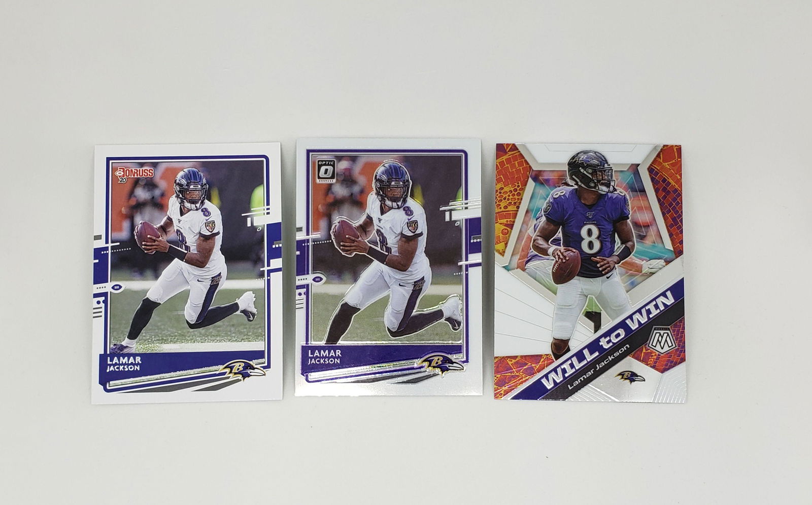 LOT OF 3 2020 LAMAR JACKSON CARDS RAVENS (1 of 1)