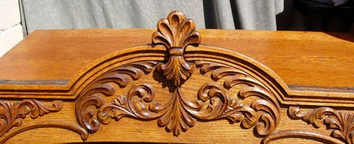 1920'S CURVED TIGER OAK DRESSER WITH MIRROR & CLA - 6